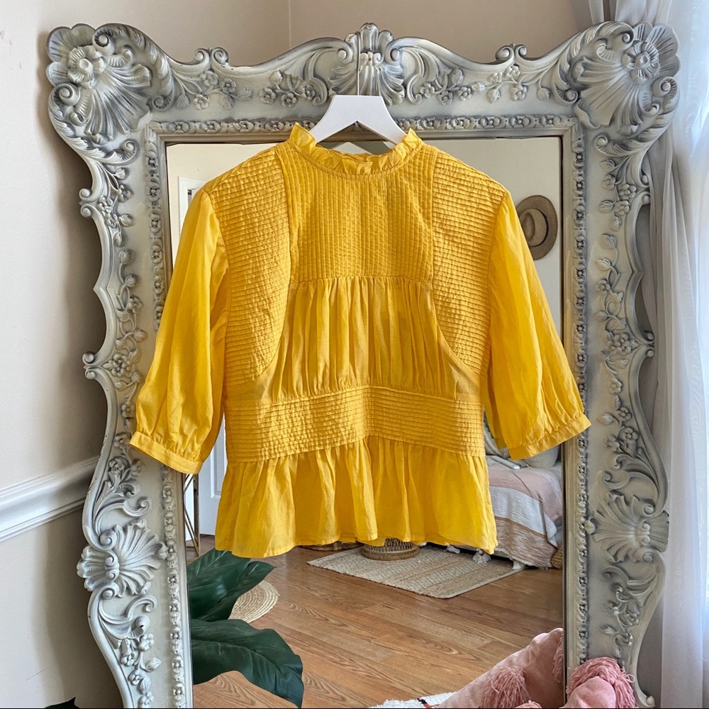 Something Navy Yellow Pleated Peplum Top M - Picture 1 of 12